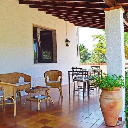 Villa 4 Bedrooms Villa With Sea View Private Pool And Enclosed Garden At Catute 2 Km Away From The Beach *
